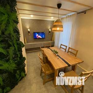 Дом 130м², 2-этажный, посуточно, 