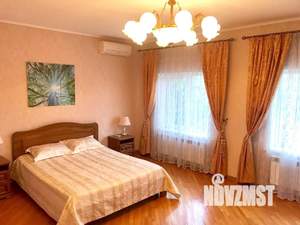 Дом 317м², 2-этажный, на длительный срок, 