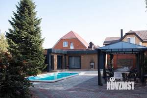 Дом 400м&sup2;, 2-этажный, посуточно, 