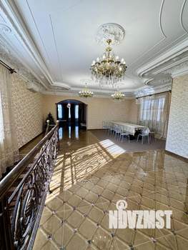 Дом 300м&sup2;, 2-этажный, посуточно, 