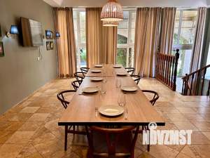 Дом 200м&sup2;, 2-этажный, посуточно, 