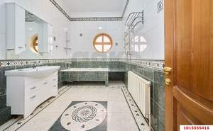 Дом 457м&sup2;, 2-этажный, на длительный срок, 