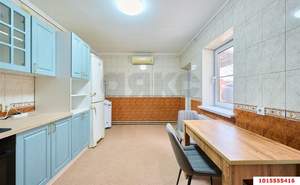 Дом 457м&sup2;, 2-этажный, на длительный срок, 