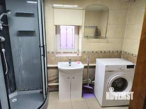 Дом 100м², 2-этажный, на длительный срок, 