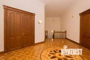 Дом 500м&sup2;, 1-этажный, посуточно, 