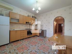 Дом 120м², 2-этажный, на длительный срок, 