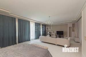 Дом 375м², 3-этажный, на длительный срок, 