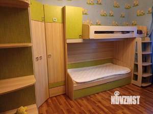 Дом 200м&sup2;, 2-этажный, на длительный срок, 