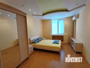 Дом 200м&sup2;, 2-этажный, посуточно, 