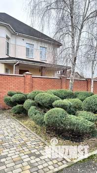 Коттедж 500м&sup2;, 3-этажный, на длительный срок, 