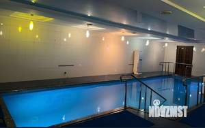 Дом 700м&sup2;, 2-этажный, посуточно, 