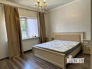 Дом 140м², 2-этажный, на длительный срок, 