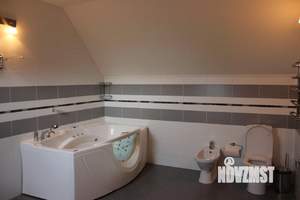 Дом 300м&sup2;, 2-этажный, посуточно, 