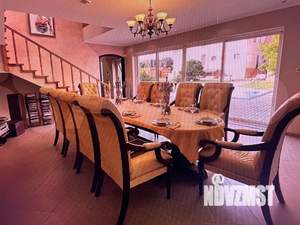 Дом 300м&sup2;, 2-этажный, посуточно, 