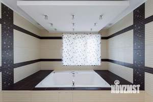 Дом 375м&sup2;, 3-этажный, на длительный срок, 