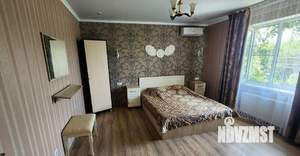 Дом 350м&sup2;, 1-этажный, посуточно, 