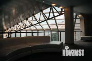 Дом 800м&sup2;, 2-этажный, посуточно, 