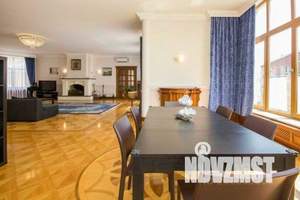 Дом 500м², 2-этажный, посуточно, 