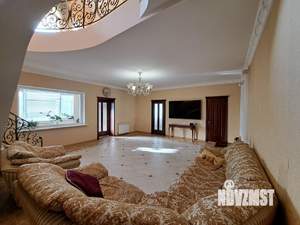 Дом 405м², 2-этажный, на длительный срок, 