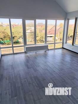 Дом 210м&sup2;, 3-этажный, на длительный срок, 