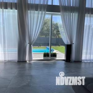 Дом 150м², 1-этажный, посуточно, 