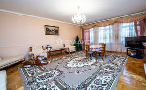 Дом 443м&sup2;, 2-этажный, на длительный срок, 