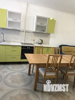 Дом 180м², 2-этажный, на длительный срок, 