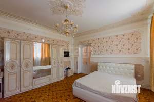 Дом 486м², 3-этажный, на длительный срок, 