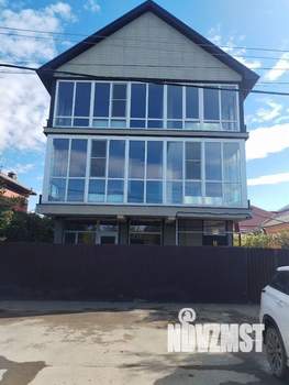 Дом 210м&sup2;, 3-этажный, на длительный срок, 