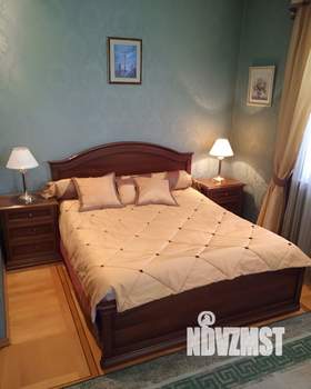 Дом 600м&sup2;, 2-этажный, посуточно, 