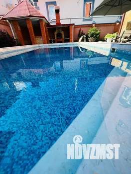 Дом 380м&sup2;, 3-этажный, посуточно, 