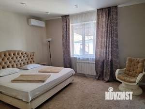 Дом 550м², 2-этажный, на длительный срок, 