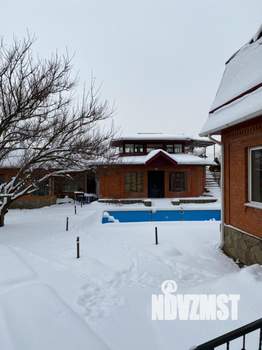 Дом 300м&sup2;, 2-этажный, посуточно, 