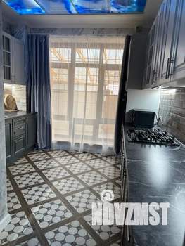 Дом 360м&sup2;, 2-этажный, посуточно, 