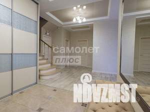 Коттедж 293м&sup2;, 2-этажный, участок 12 сот.  