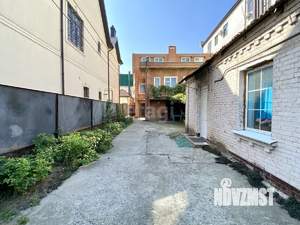 Дом 305м&sup2;, 2-этажный, участок 10 сот.  