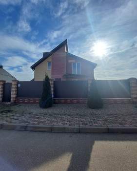 Дом 143м&sup2;, 2-этажный, участок 11 сот.  