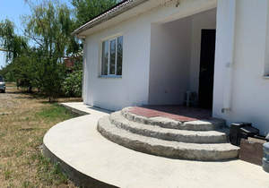 Дом 225м&sup2;, 2-этажный, участок 4 сот.  