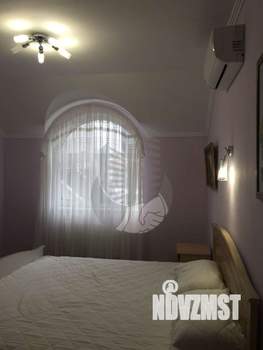 Дом 75м&sup2;, 2-этажный, участок 2 сот.  