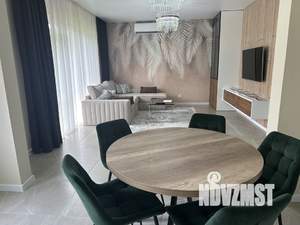 Дом 140м², 2-этажный, участок 4 сот.  