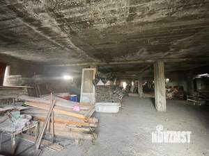 Дом 800м&sup2;, 2-этажный, участок 8 сот.  