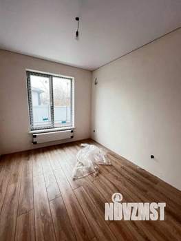 Дом 100м&sup2;, 1-этажный, участок 4 сот.  