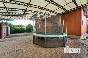 Дом 136м&sup2;, 2-этажный, участок 6 сот.  