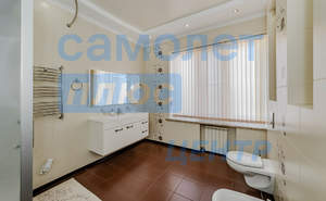 Дом 251м², 2-этажный, участок 14 сот.  
