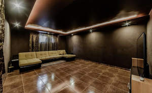 Дом 250м&sup2;, 1-этажный, участок 8 сот.  