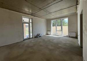 Дом 145м&sup2;, 2-этажный, участок 4 сот.  