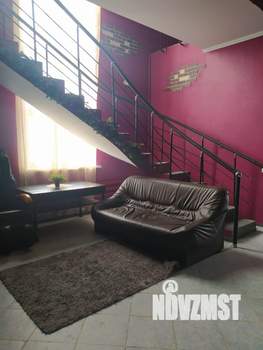 Дом 203м², 2-этажный, участок 4 сот.  