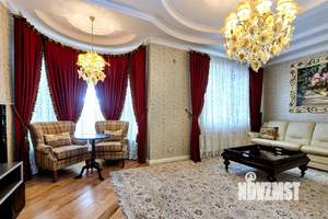 Дом 290м&sup2;, 2-этажный, участок 8 сот.  