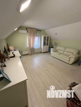 Дом 93м&sup2;, 2-этажный, участок 6 сот.  