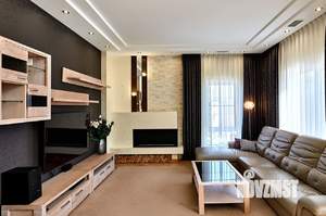 Коттедж 310м², 2-этажный, участок 10 сот.  